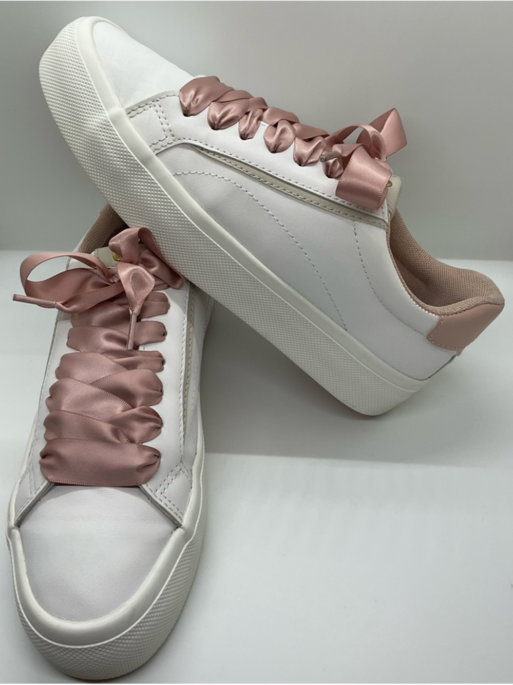 Bershka Shoes Womens 38 Casual Sneakers White Leather Rose Gold Satin Laces WOW!